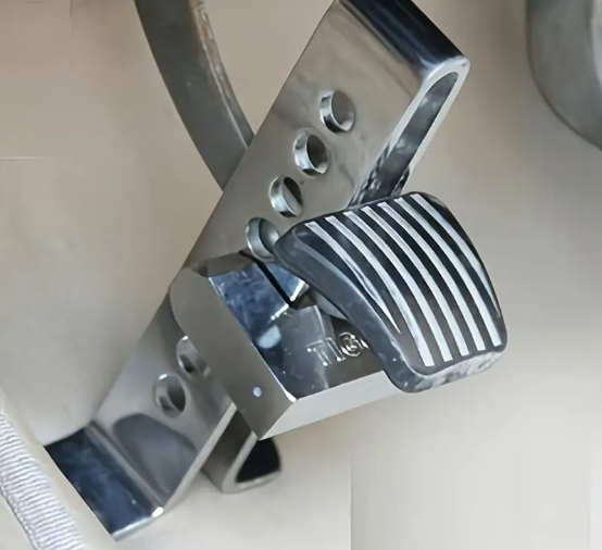 "Traba de Pedal de Alta Seguridad – Duerme Tranquilo, Maneja Seguro"